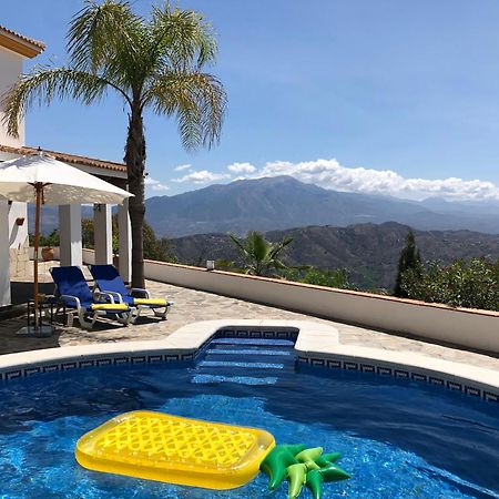 Casa Rural Finca Volando In The Mountains Of Malaga Comares Exterior foto